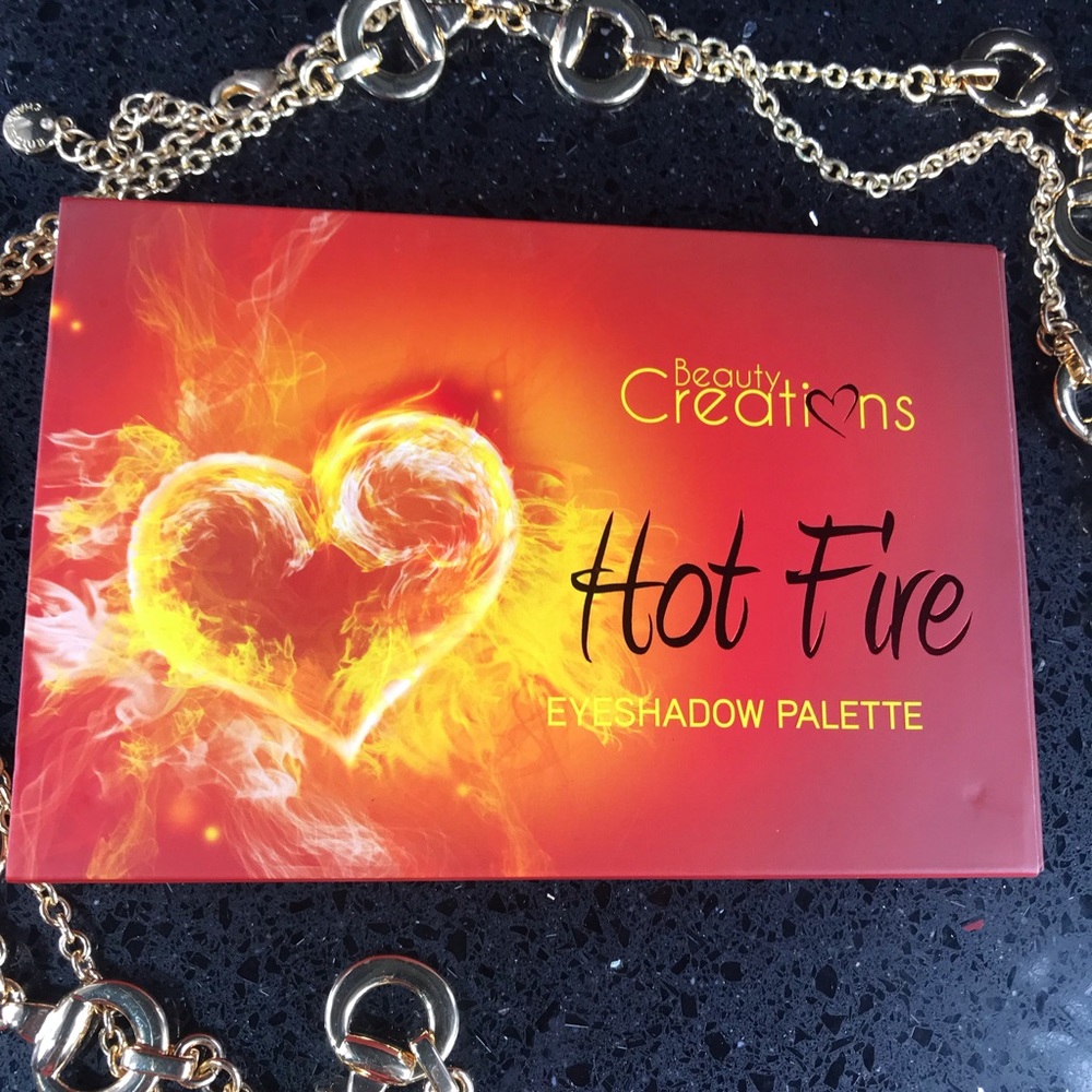 BRAND NEW Hot Fire 🔥 Eyeshadow Pallet